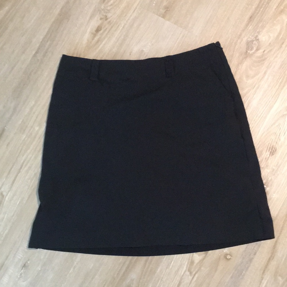 Nike golf Dri-fit skort -size 10